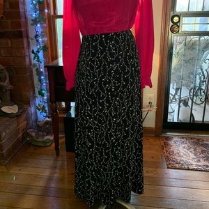 Briggs New York black/white maxi skirt